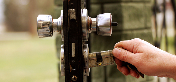 front door latch repair Ives Estates